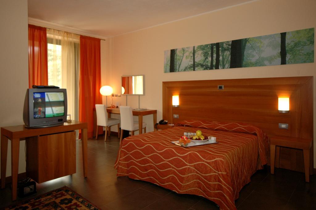 Hotel Langhe&Monferrato Costigliole d'Asti Esterno foto