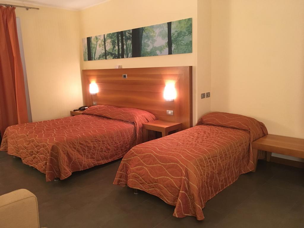 Hotel Langhe&Monferrato Costigliole d'Asti Esterno foto