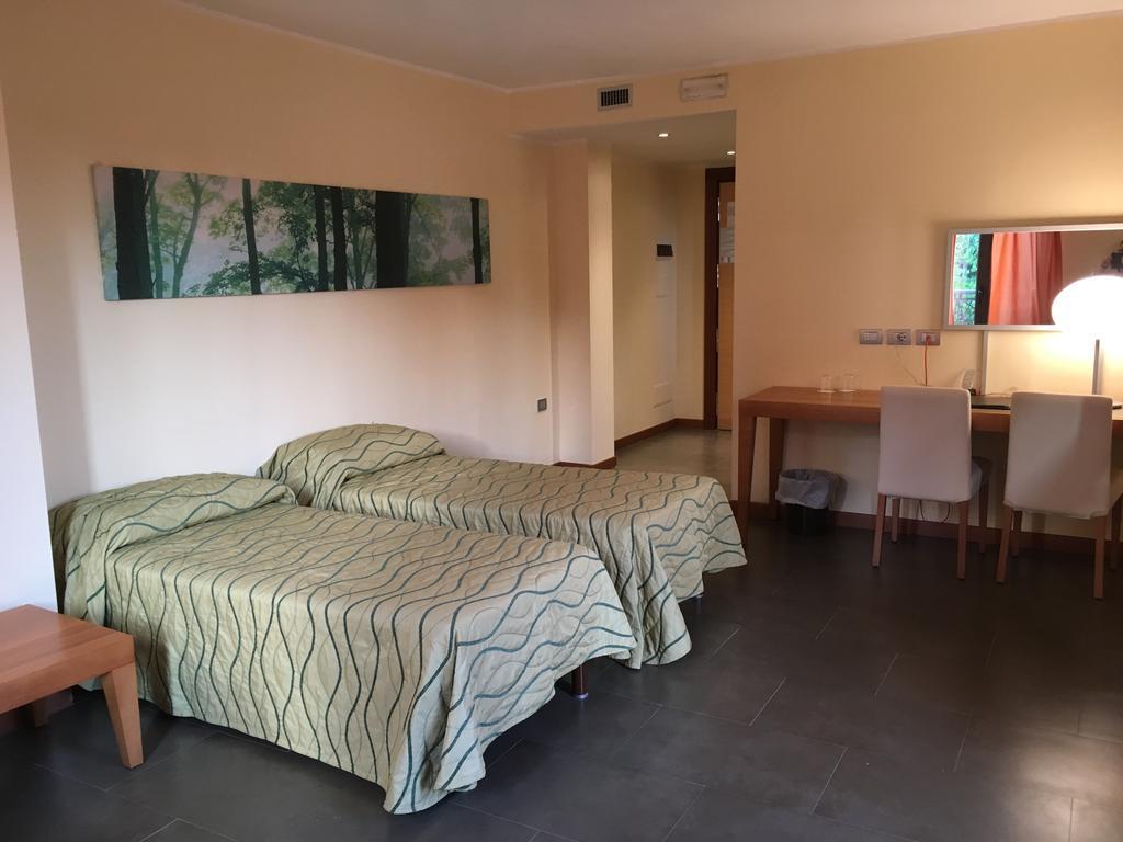 Hotel Langhe&Monferrato Costigliole d'Asti Esterno foto