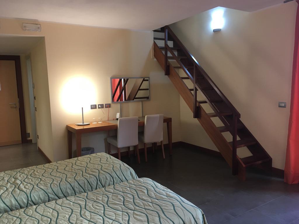 Hotel Langhe&Monferrato Costigliole d'Asti Esterno foto