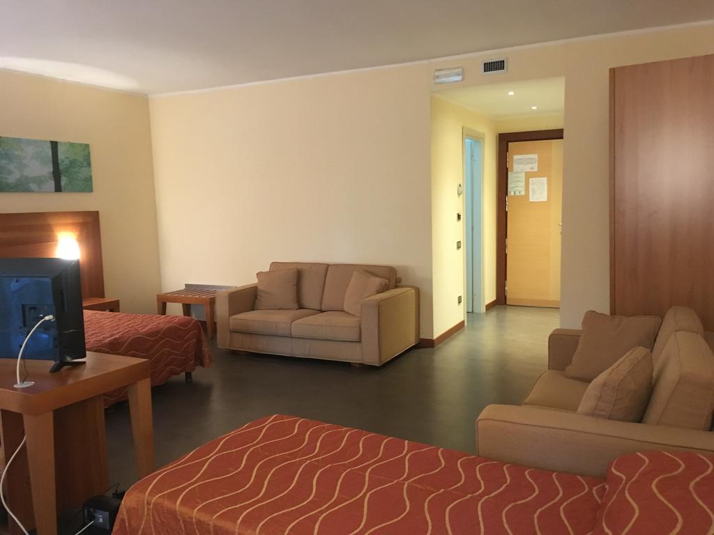 Hotel Langhe&Monferrato Costigliole d'Asti Esterno foto