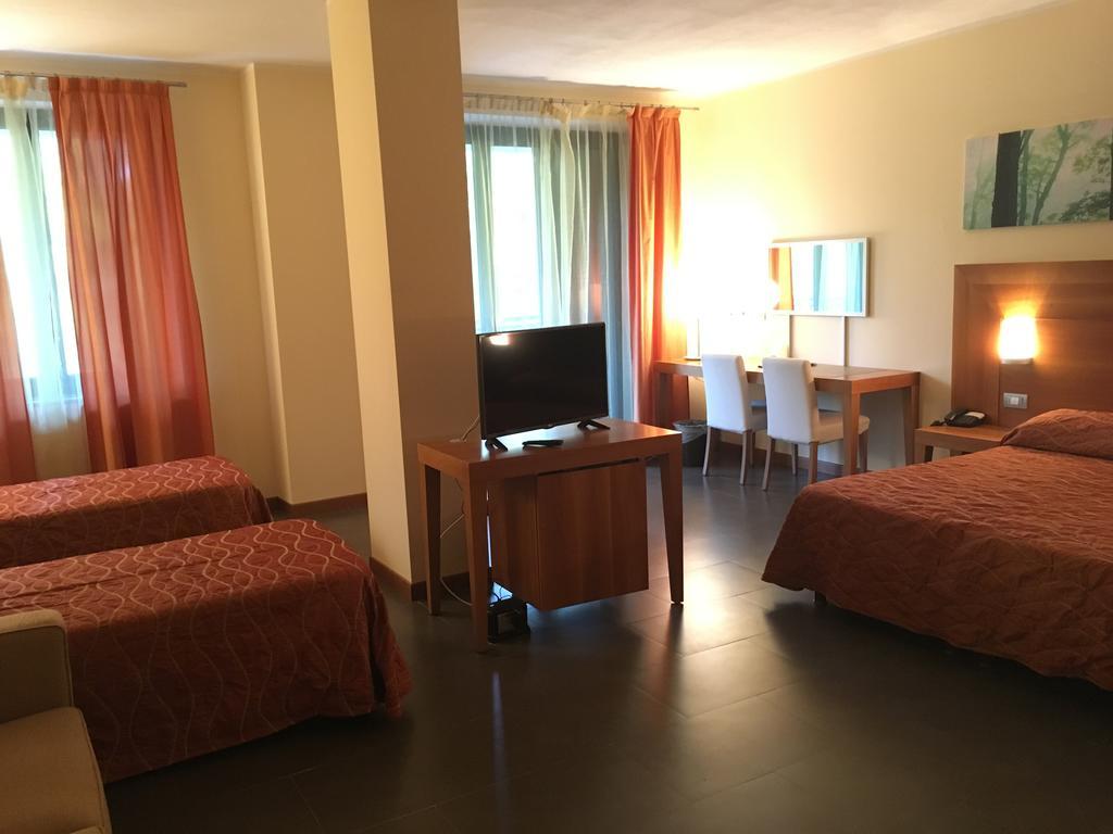 Hotel Langhe&Monferrato Costigliole d'Asti Esterno foto