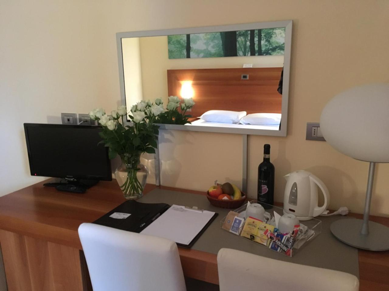 Hotel Langhe&Monferrato Costigliole d'Asti Esterno foto